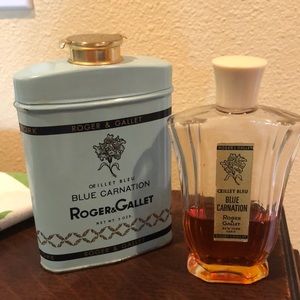 Roger & Gallet powder and perfume vintage!